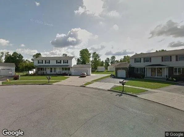 29 Conner Dr #R, Depew, NY 14043