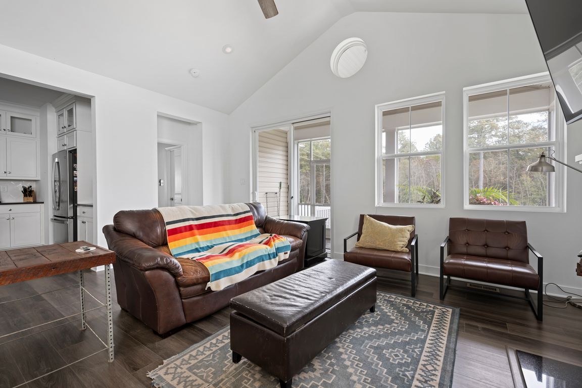 next background image