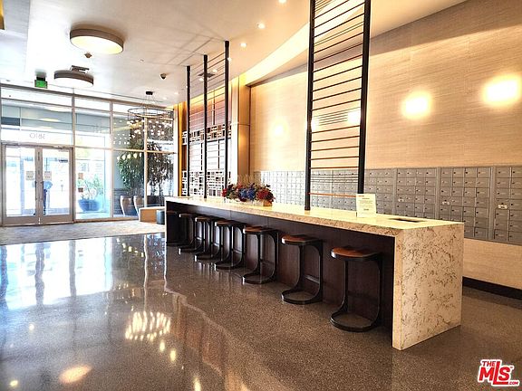 2nd image of 3810 Wilshire Blvd APT 1706