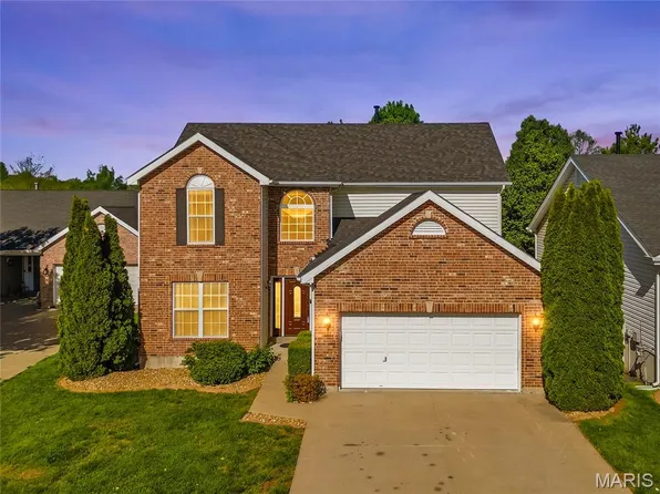 603 Midland Dr, O'Fallon, MO 63366