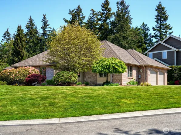 2318 Hickory Drive, Anacortes, WA 98221