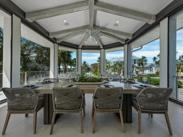 296 Seabreeze Dr, Marco Island, FL 34145