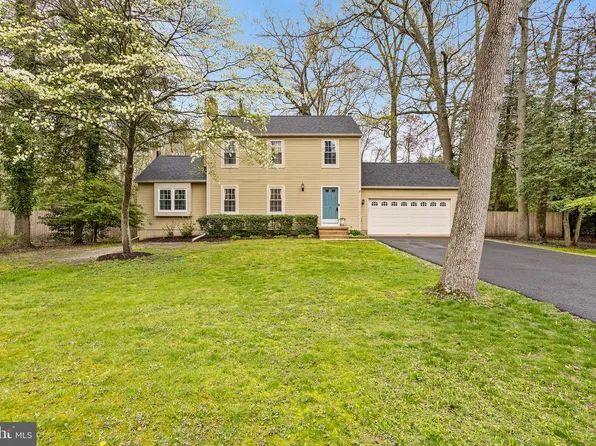 11 Bayau Trl, Medford, NJ 08055