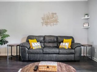 3196 Laurel Ridge Cir, East Pt, GA 30344