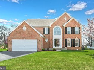 2710 Rosebay Dr, York, PA 17408