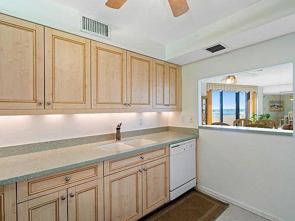 2nd image of 2800 N Ocean Dr APT B11b