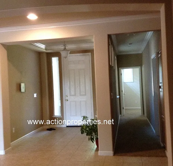 6145 Crater Lake Dr — Photo 7