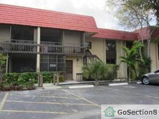 1st image of 750 NE 199th St APT 103H