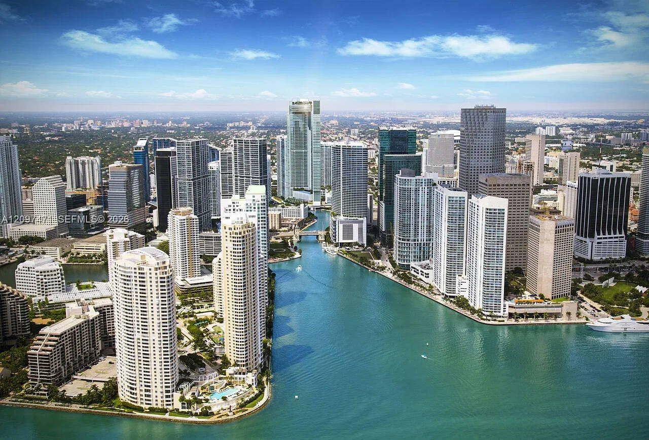 One Miami West Condo — Photo 4