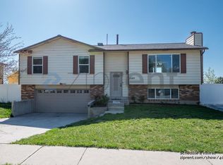 11042 S Lindon Rd, Sandy, UT 84092