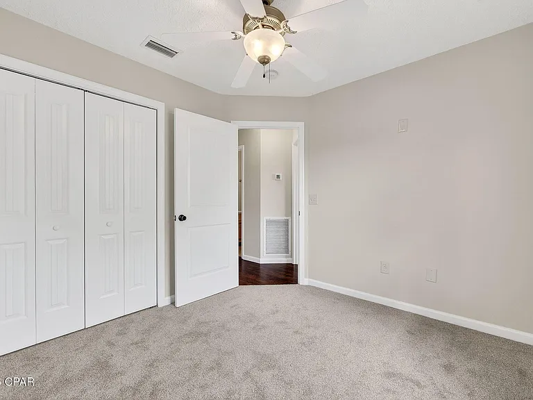 2605 Avondale Ct — Photo 17