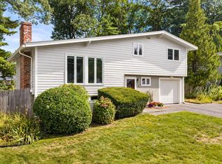 27 Randy Rd, Framingham, MA 01701
