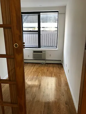 Rented by Vanderborgh Realty  | media 24