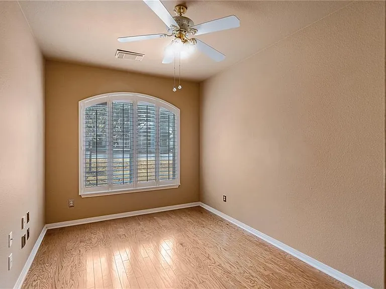27 Troon Dr — Photo 6