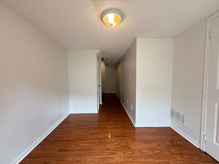 80 Acorn Pl #182 — Photo 22