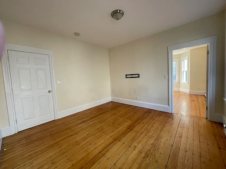 76 Robbins St #1 — Photo 6