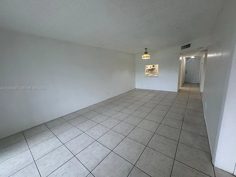 8000 S Colony Cir #305 — Photo 6