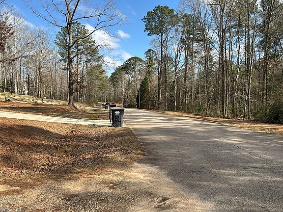 4th image of 230 Waterview Dr