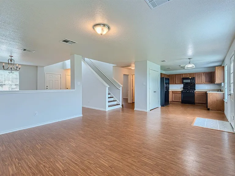 18408 Cloudmore Ln — Photo 2