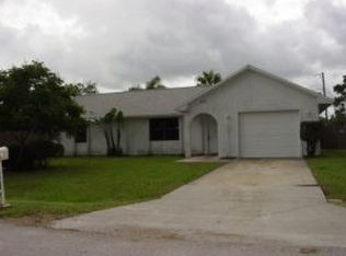 814 Cynthia St SE, Palm Bay, FL 32909