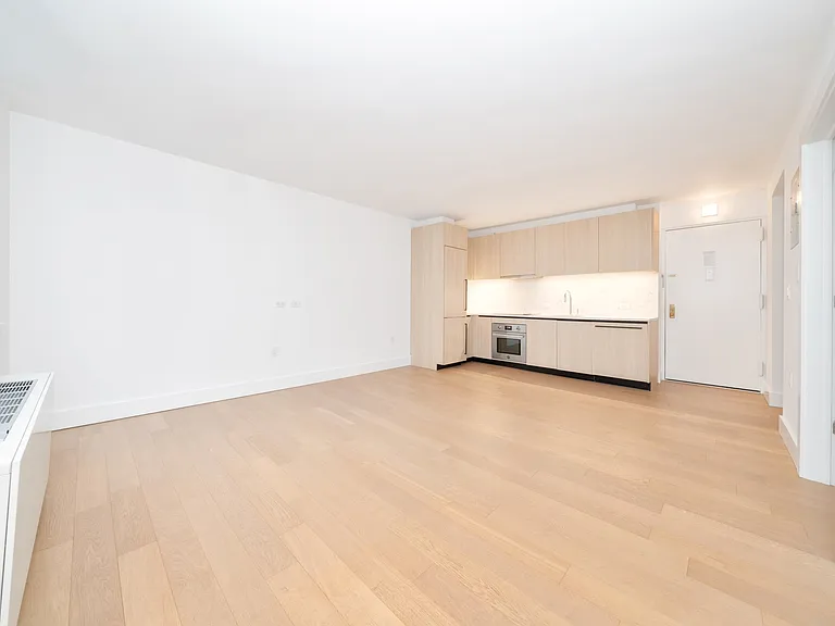 250 W 19th St #14M — Photo 3