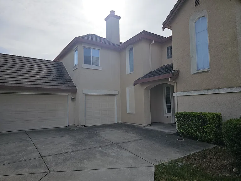 35 Klondike Ct — Photo 3