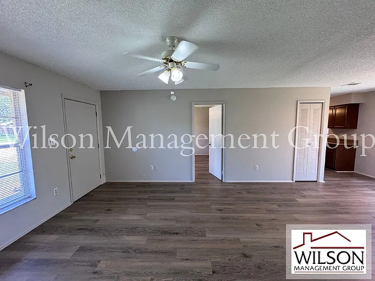 321 Northern Durango Ave — Photo 5