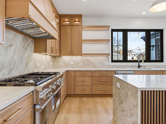 4th image of 1100 Lois Ave