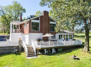 401 N Pine Cir, Gibsonia, PA