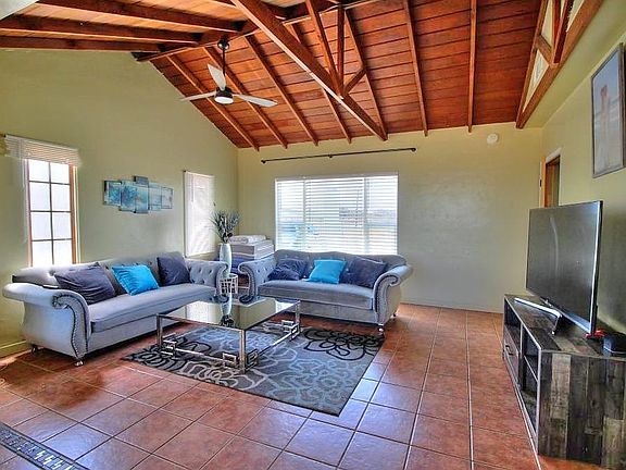 5th image of 5115 Claribel Rd