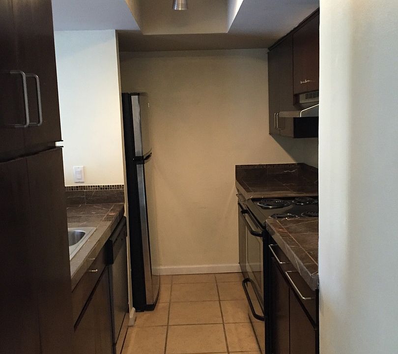 1st image of 4125 Avondale Ave #212