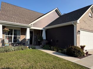 5335 Maywood Dr, Whitestown, IN 46075