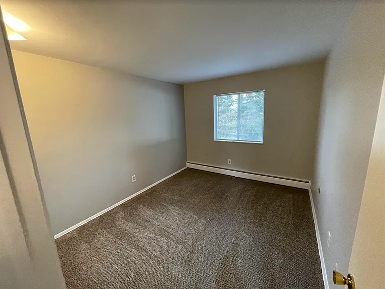 22000 Beck Rd #5 — Photo 3