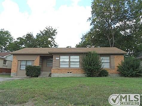 1st image of 2733 Materhorn Dr
