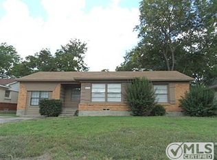2733 Materhorn Dr, Dallas, TX 75228
