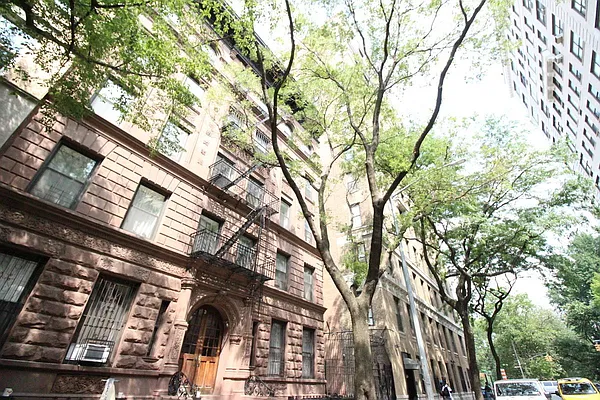 Rented by Luxor Homes & Investment Realty | media 25