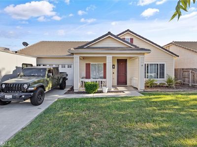 1963 W Merritt St, Hanford, CA, 93230