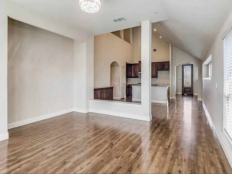 4320 Evening Sun Dr — Photo 3