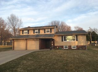 3719 S 116th Ave, Omaha, NE 68144