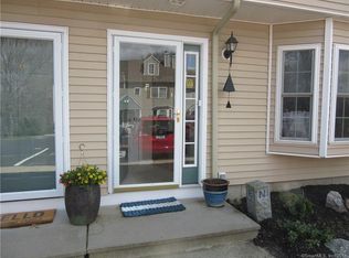 279 Bridge St UNIT 7, Groton, CT 06340