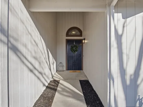 1732 Walpole Dr, Modesto, CA 95358