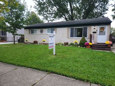 38489 Avondale St, Westland, MI, 48186