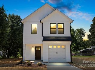 8920 Harrisburg Rd, Charlotte, NC 28215