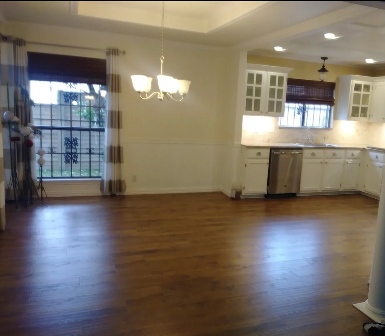 3 bed, 1796 sqft, $1,700 — Photo 2
