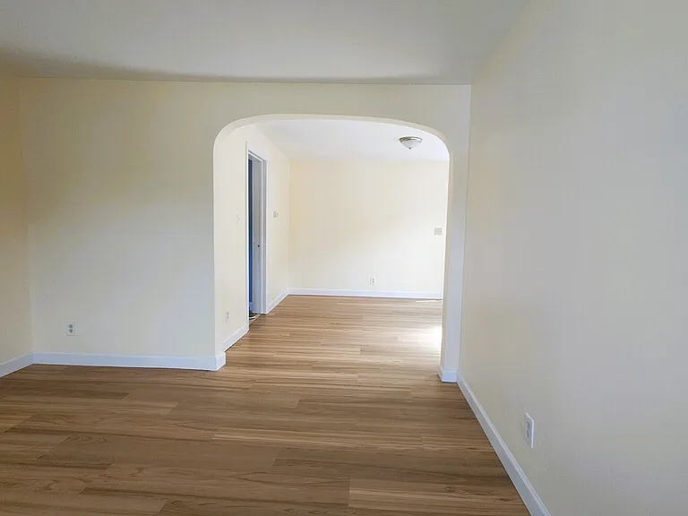 97 Gridley St — Photo 11