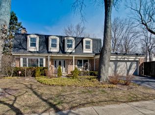 320 Spruce Ave, Lake Forest, IL