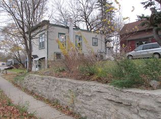 68 N State St, Sparta, MI 49345