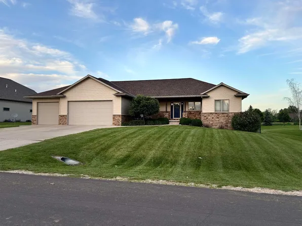 3681 Half Crown Run, De Pere, WI 54115