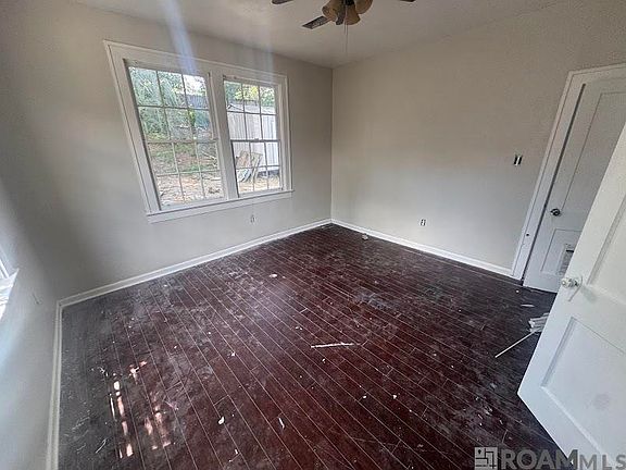 5th image of 231/233 Chatsworth St
