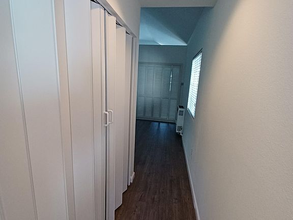 3rd image of 649 N Delaware St